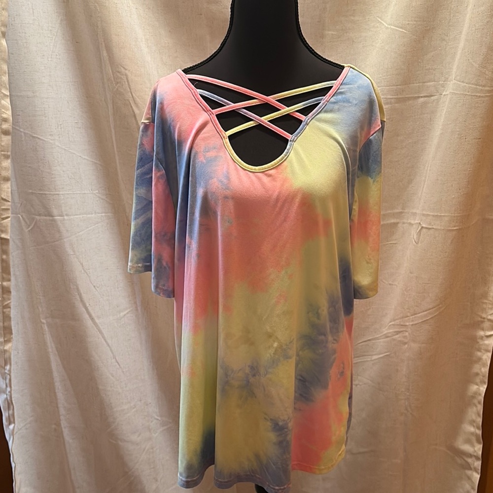 Women's Tie-Dye Crisscross Top